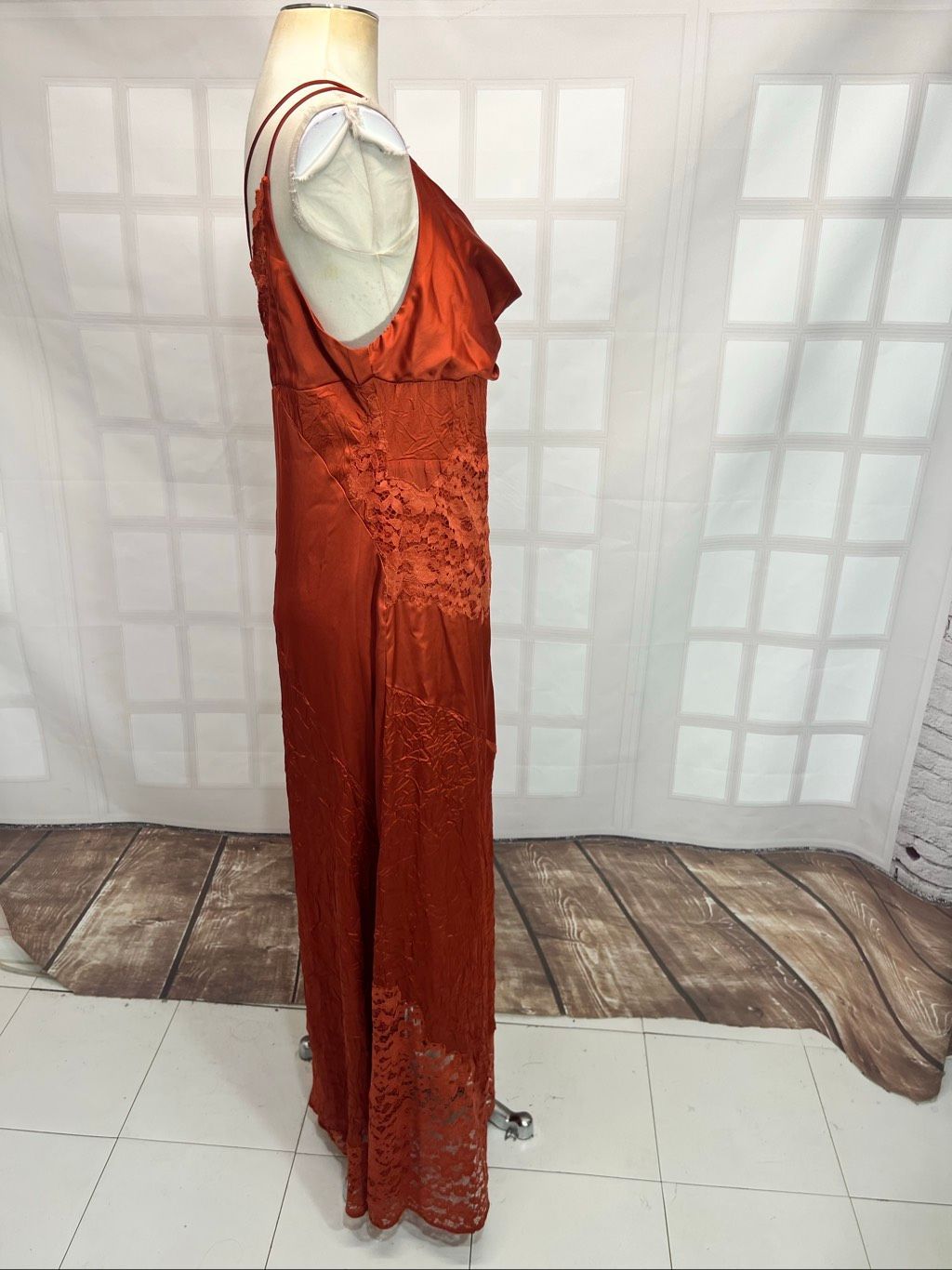 Asos Design Nwt Rust Lace Sleeveless Cowl Neck Satin Maxi Dress Size 8 — image 5 of 8